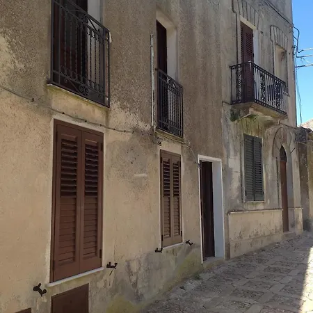 La Porta Del Balio Affittacamere 3*