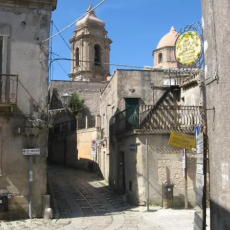 La Porta Del Balio